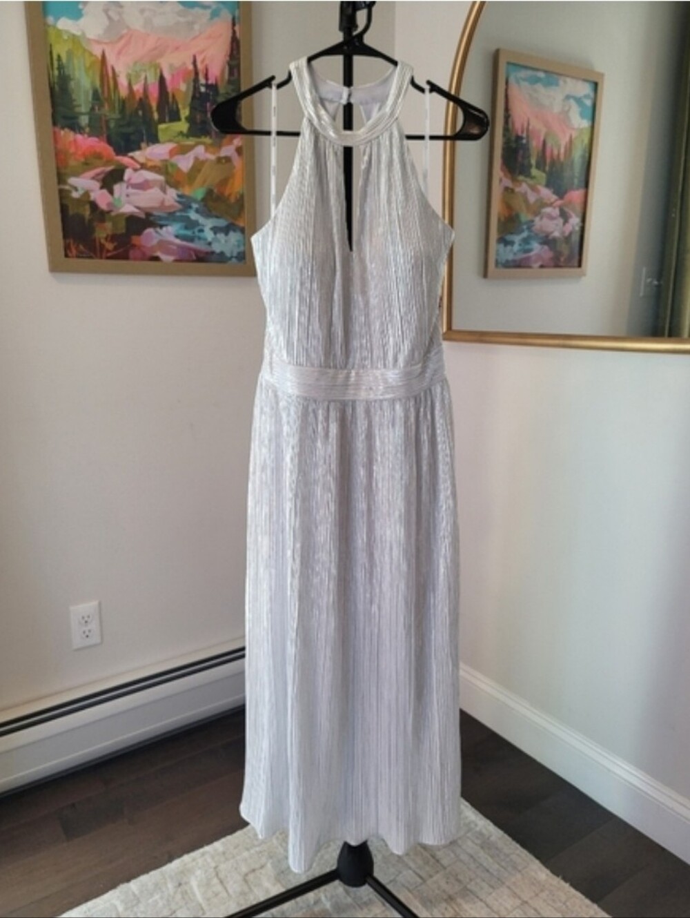 NWT Kensie Metallic Pleated Keyhole Cutout Midi Dress Silver Size 10‎ Cocktail